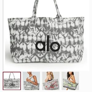 Alo yoga Iconic shopper tote